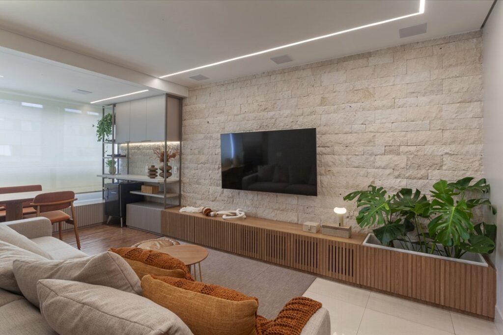 2ab1fd4c-f2b2-4e8a-9d16-2cb0161bbe4a